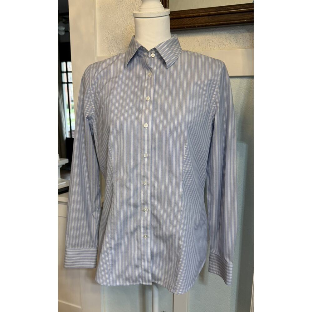 TALBOTS WOMEN'S WRINKLE RESISTANT STRIPED BLOUSE SIZE 8 buttons up